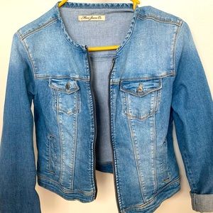 Collarless jean jacket - cropped